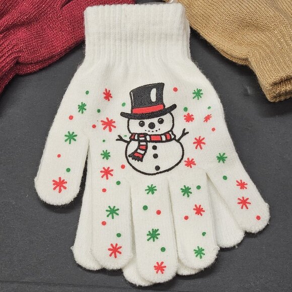Youth Gloves One Size Bundle Of 3, Red White And Sparkling Tan Christmas Themed - Picture 3 of 8